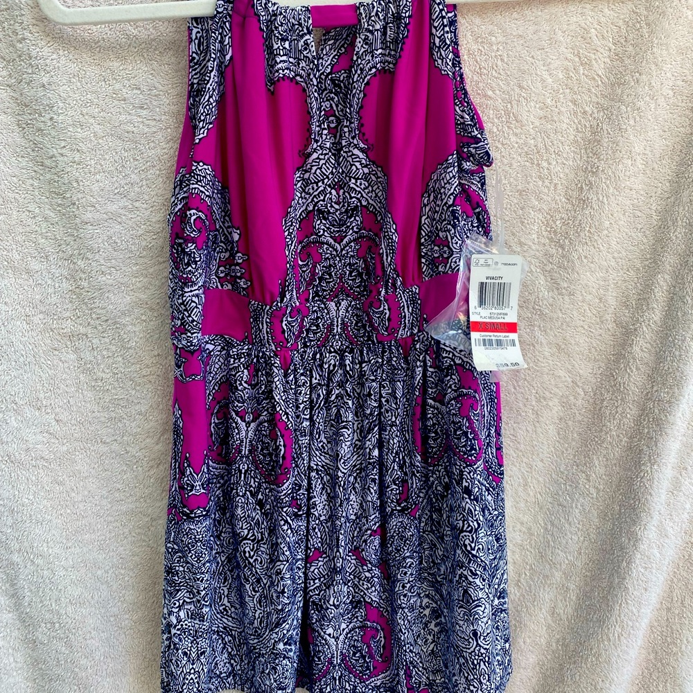 NWT, INC International Concepts sleeveless tank
